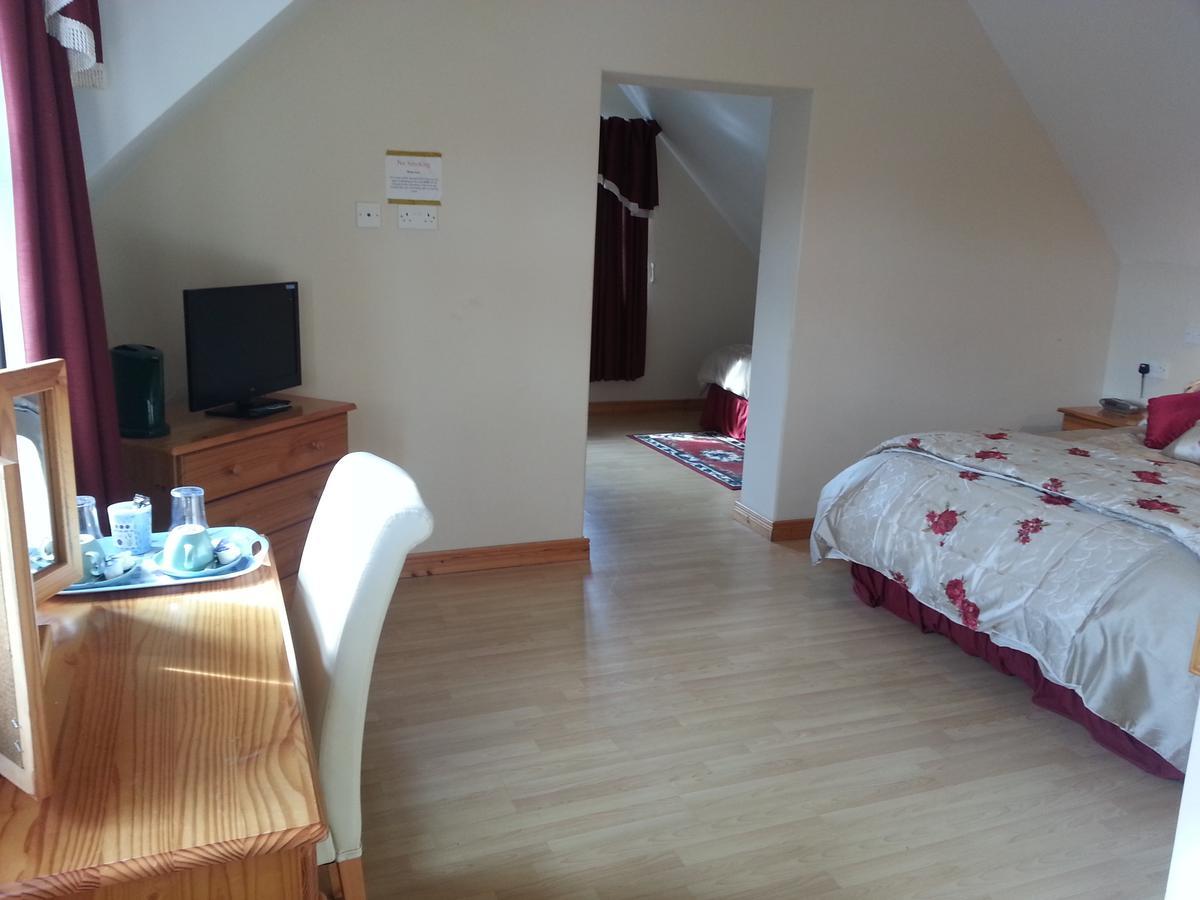Glenmore House Балликасл Номер фото